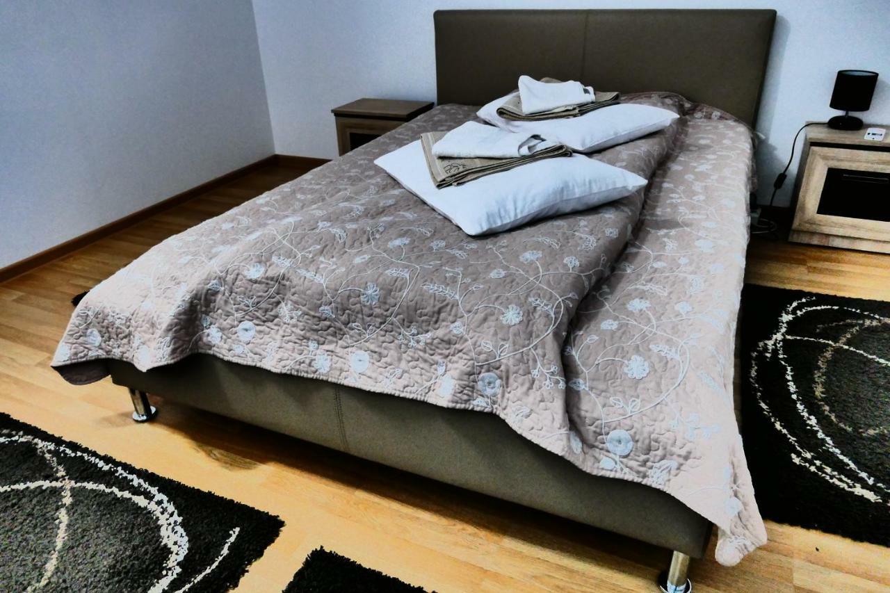 Hotel Pensiunea Roua Florilor Anina Exteriér fotografie