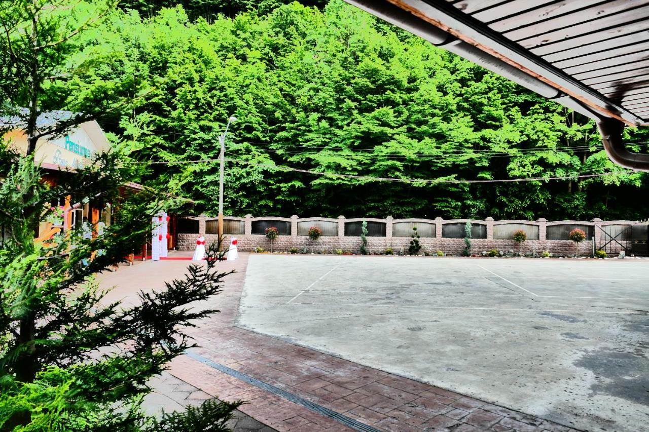 Hotel Pensiunea Roua Florilor Anina Exteriér fotografie