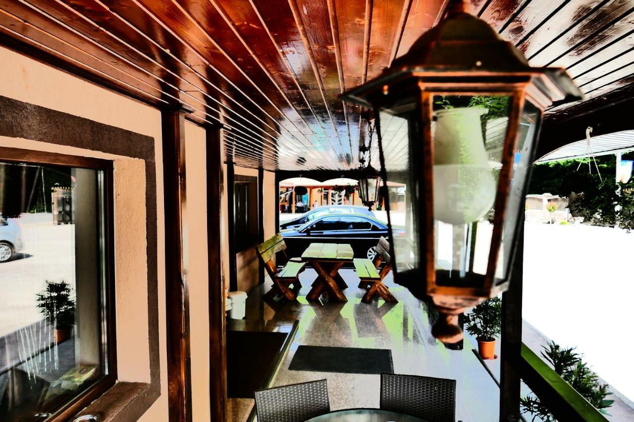 Hotel Pensiunea Roua Florilor Anina Exteriér fotografie